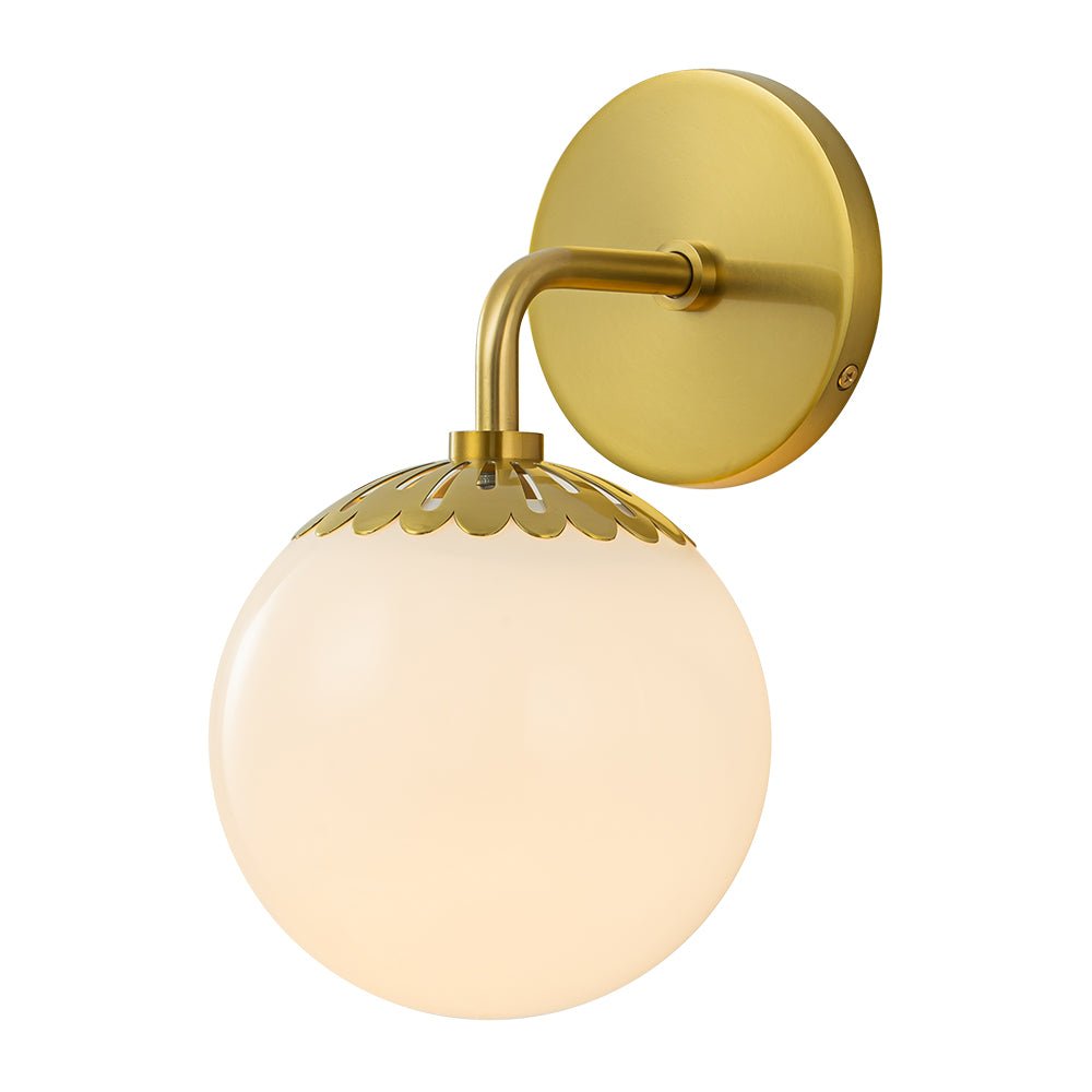 
Himinuli Daisy Opal Glass Wall Lamp Brass