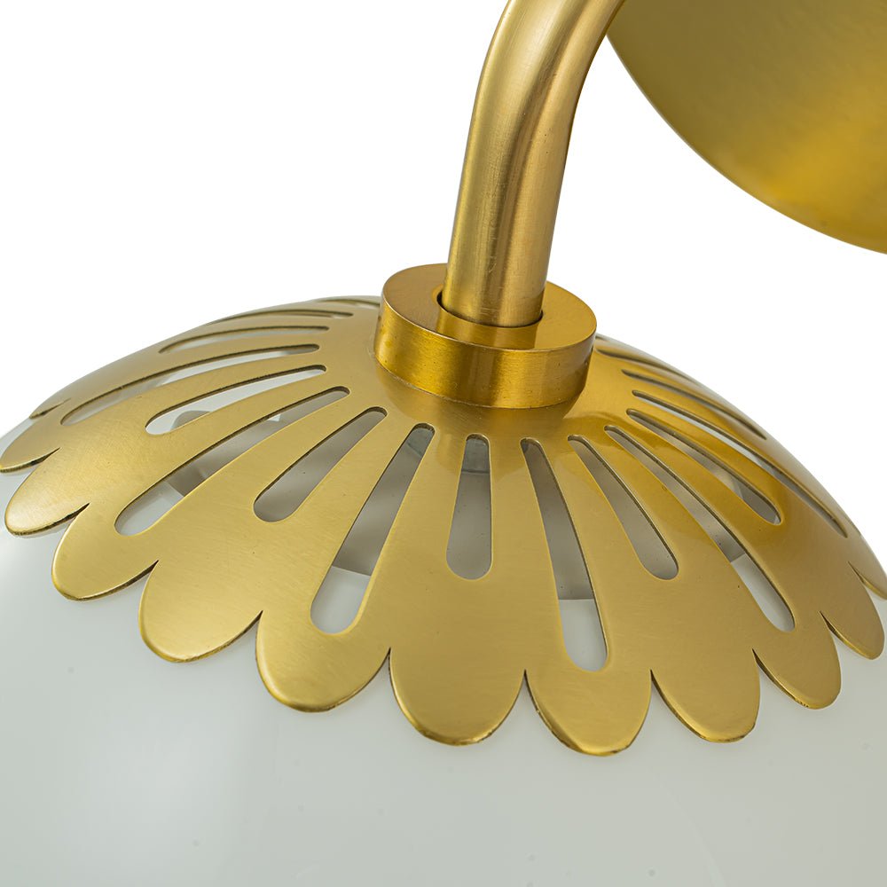 
Himinuli Daisy Opal Glass Wall Lamp Brass